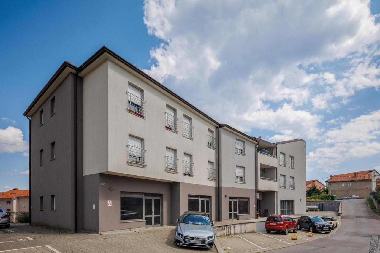 Terra 5 Deluxe Apartment On The Ground Floor With Private Parking Rijeka Zewnętrze zdjęcie